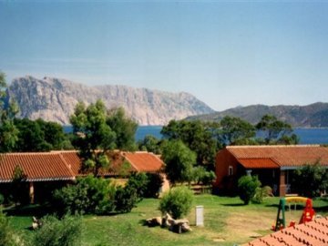 Vakantie Sardinie - Vakantiehuisjes aan het strand van Baia Salinedda